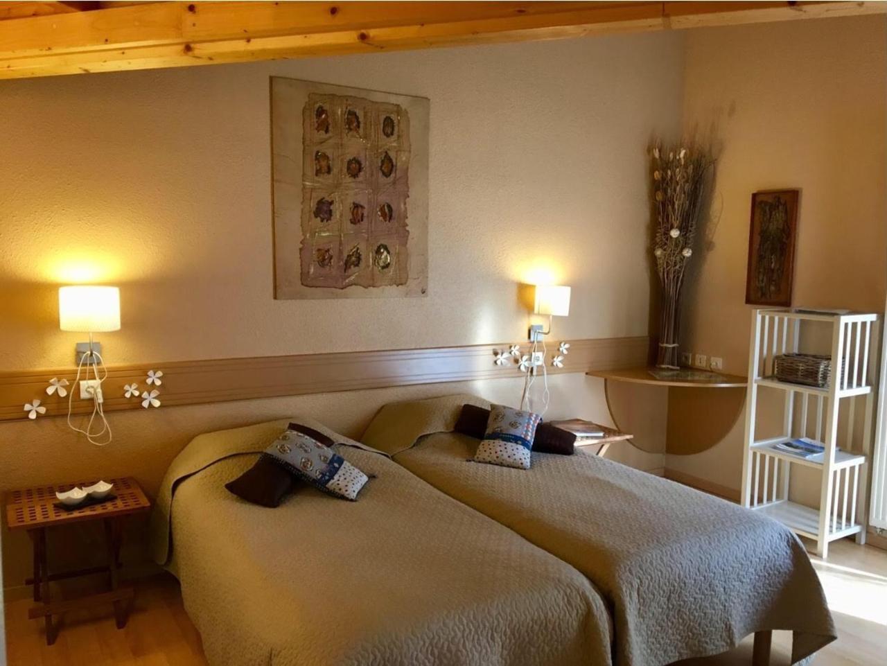 La Villa Des Pins Verrieres  Экстерьер фото